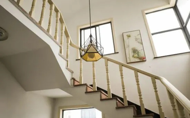 suzhouWest Alley Qiju（dongshanjingqudian)