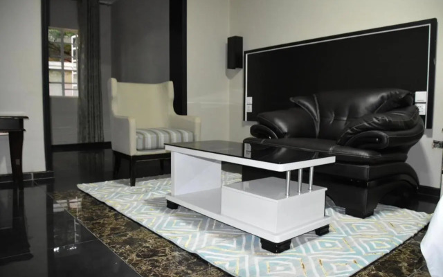 Mlambe Lodges Area 12