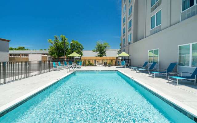 La Quinta Inn & Suites by Wyndham Mobile