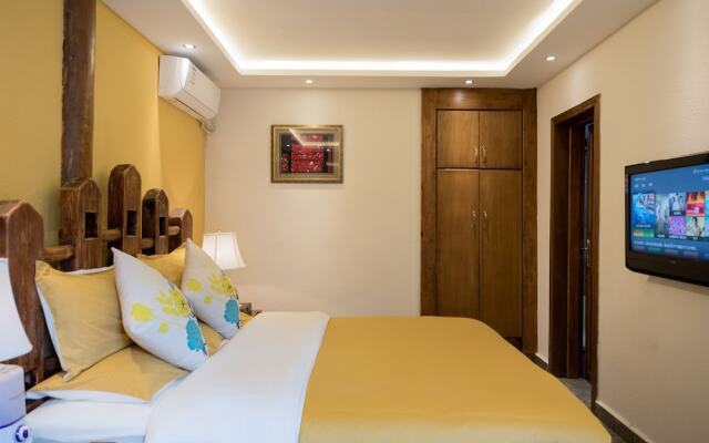 Lijiang Mann House
