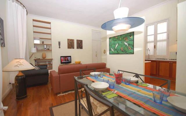 House  The City Colosseo Apartments