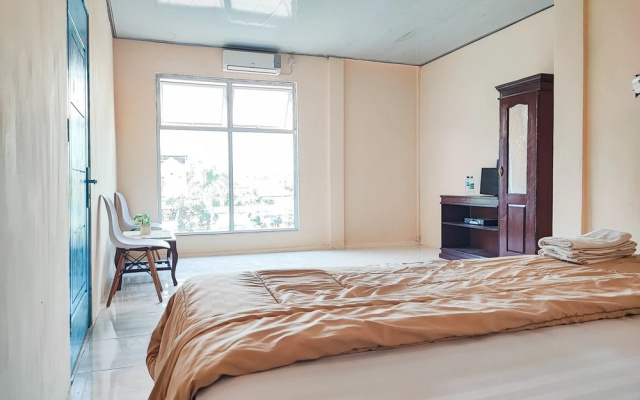 Reddoorz Hotel Keluarga Bangko – Guest Rooms – Bangko