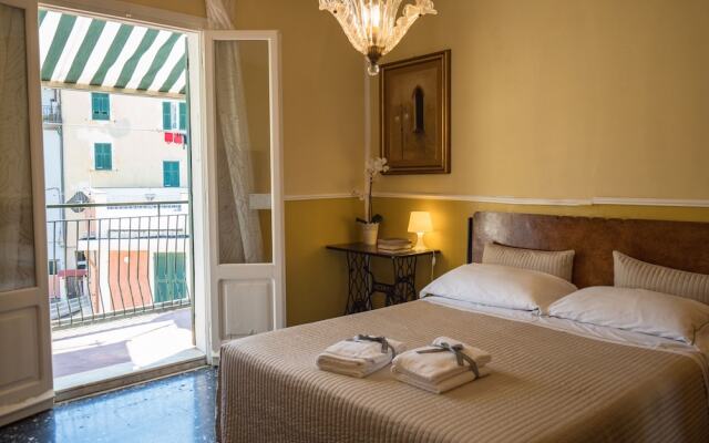 Recanissu Apartment With Balcony & Ac