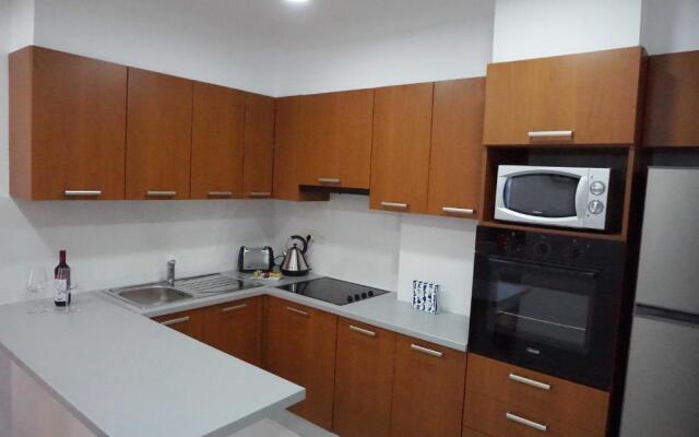 Lazuli Beachfront Apartment 21