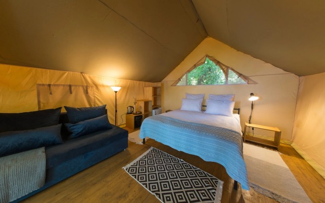 River Glamp (Ривер Глэмп)