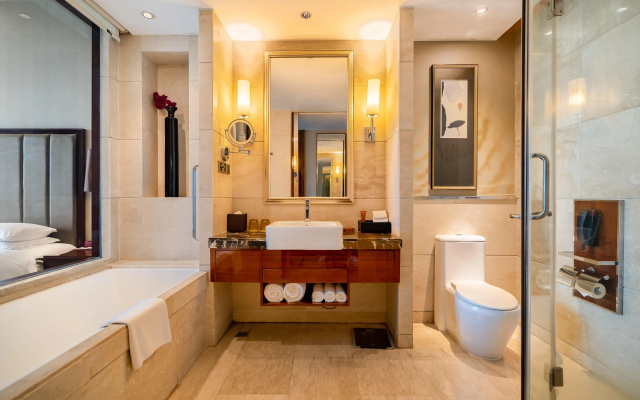 Crowne Plaza Zhenjiang by IHG