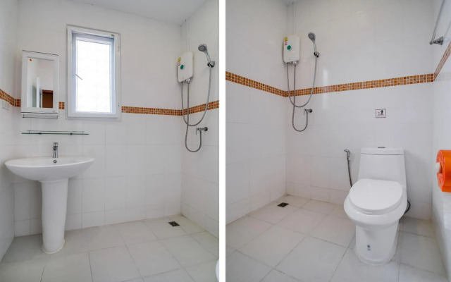 Patumnak Beach Guesthouse