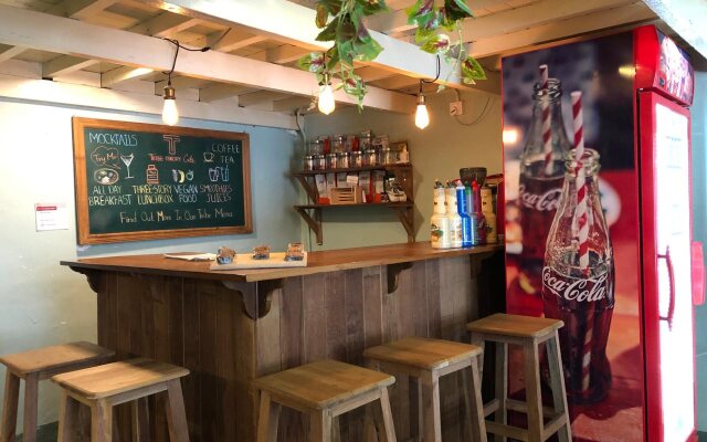 TRIBE THEORY - Startup Hostel for Entrepreneurs & Digital Nomads