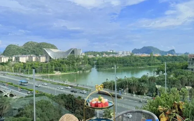NEO ISLE Hotel (Guilin Liangjiang Sihu Xiangbishan) – Outside – Guilin