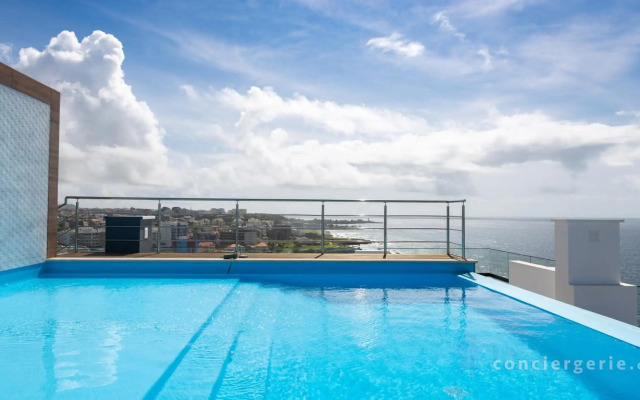 3 bdr aprt, stunning seaview, rooftop pool - LCGR