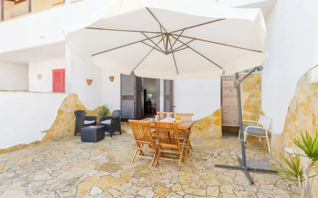 Villetta Bel Mare with garden near sea