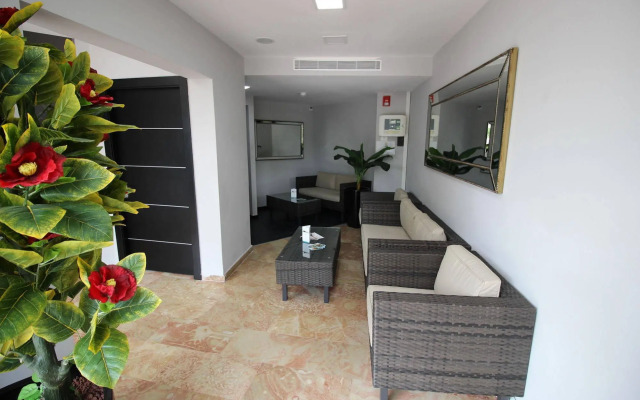 Rich Royal Suites