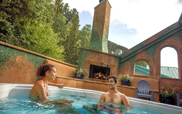 Alpine Village Suites