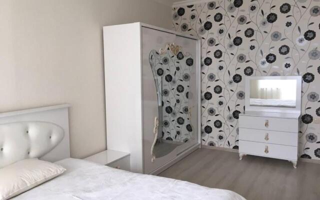 Flat. Ninoshvili Street. ?25