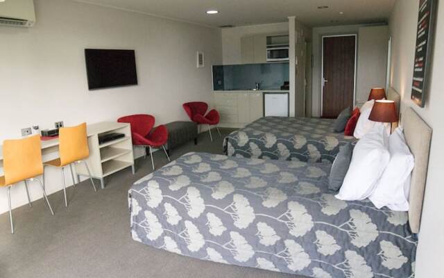 Marakura Deluxe Motels