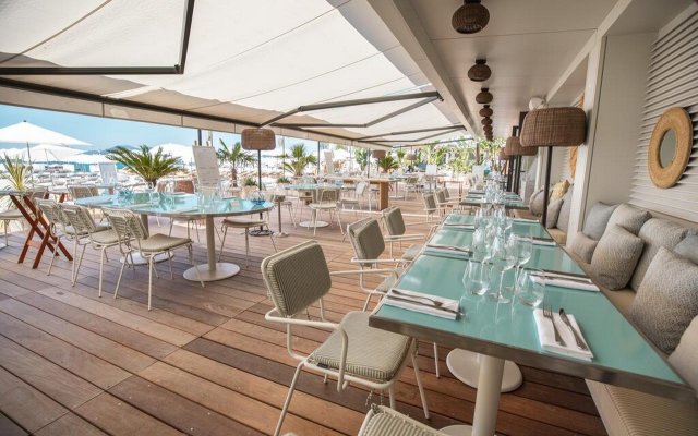 Отель Mondrian Cannes