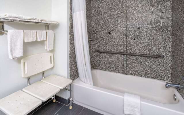 Super 8 by Wyndham Villa Rica