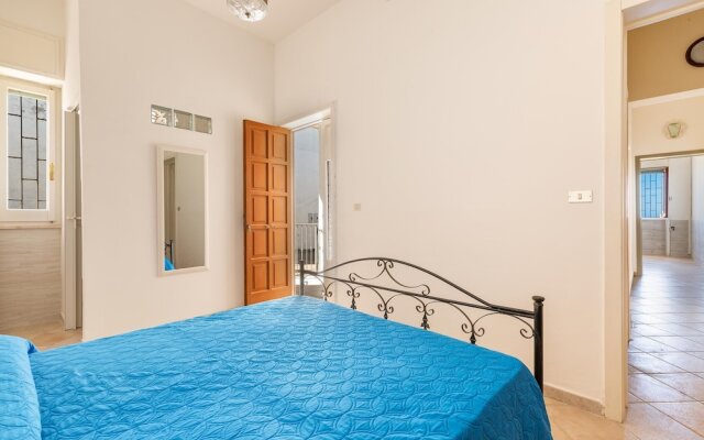 2428 Villino La Caletta by Barbarhouse