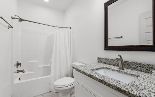 9 Lakeland Drive - Sealove Frangista