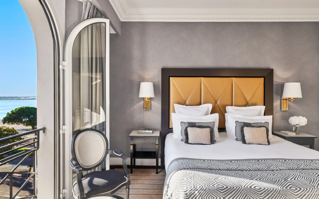 Hotel Barriere Le Majestic