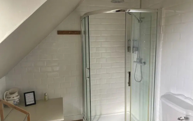 Highland Rooms - Room Only No Breakfast