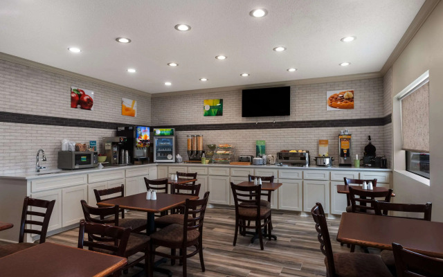 Quality Inn & Suites Pearl - Jackson