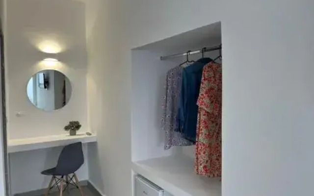 Firaxenia rooms
