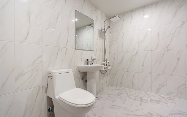 Gwangju Sangmu Alice Business Hotel