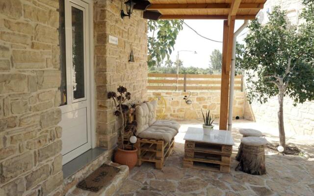 Studio Ioanna - Oasis holiday houses