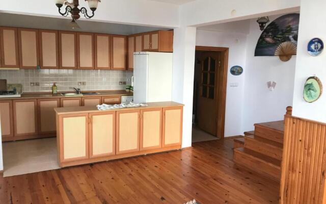 Doğa ve deniz manzaralı dublex daire