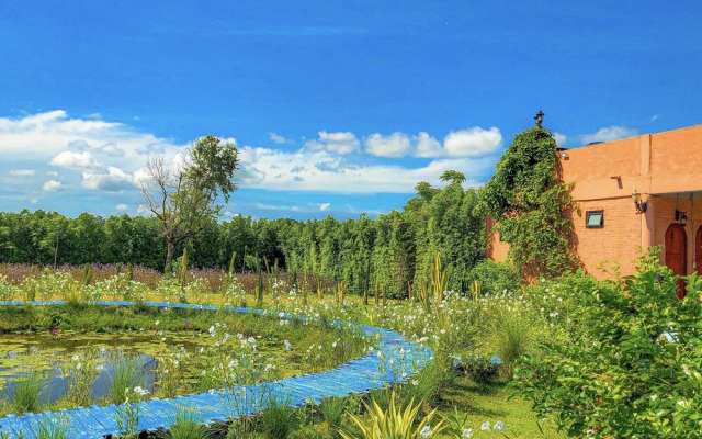 Frida Friday Boutique Hotel