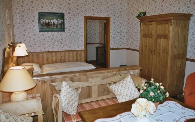 Hotel Meyer - Alter Bergischer Gasthof