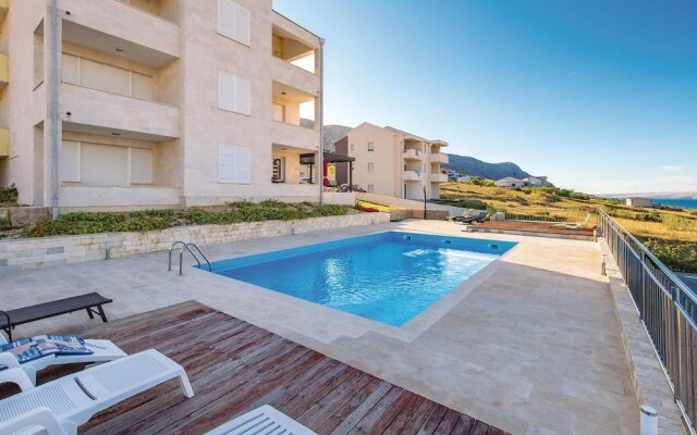 Stunning Home in Pag With Wifi and 2 Bedrooms