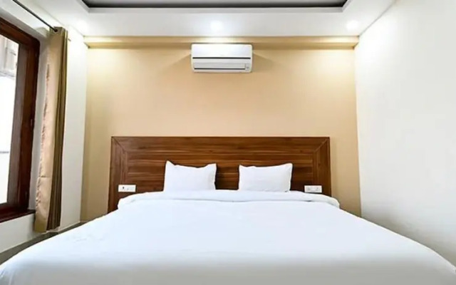 Fabhotel The Holy House