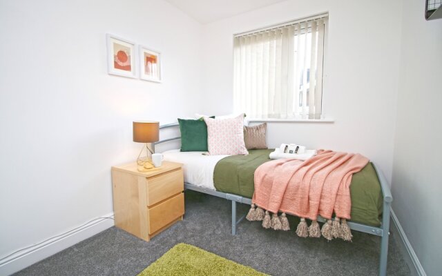 The Dock House -  Newport City Centre