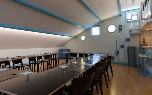 B&B HOTEL Reims Tinqueux