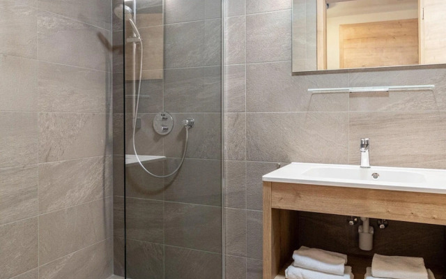 Luxury Apartment With Sauna, First ski Lift at 600m