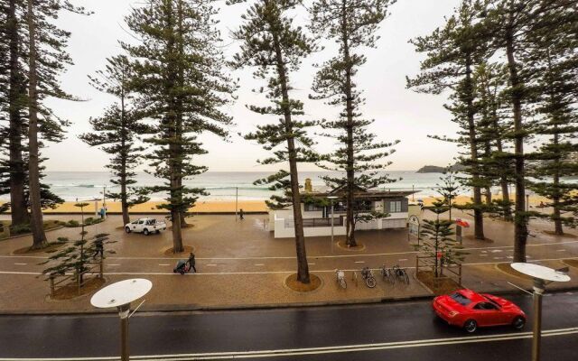 Manly Stay LUX Apartments