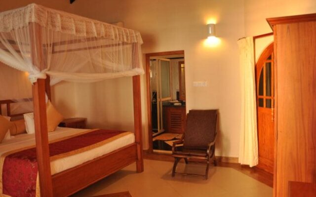 Warahena Beach Hotel