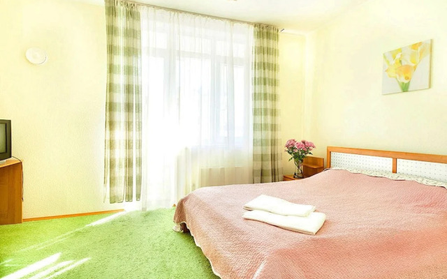 Apartment Etazhydaily Malysheva 4B