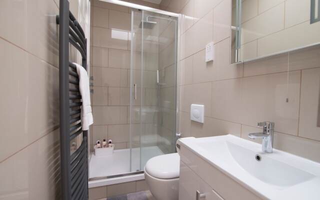 Bright 1 Bedroom Apartment in Kilburn