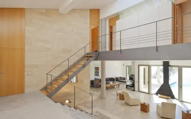 Herce Property