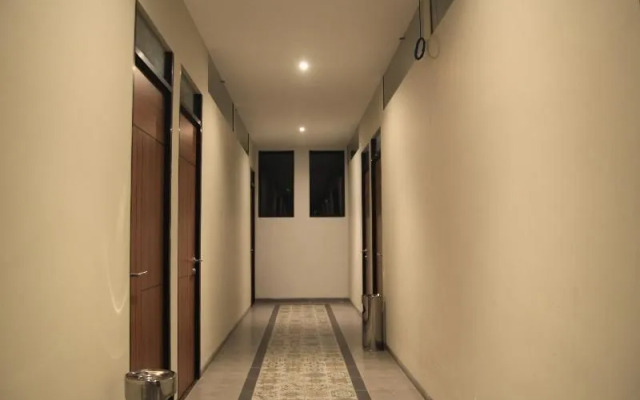 OYO 535 Cileunyi Residence