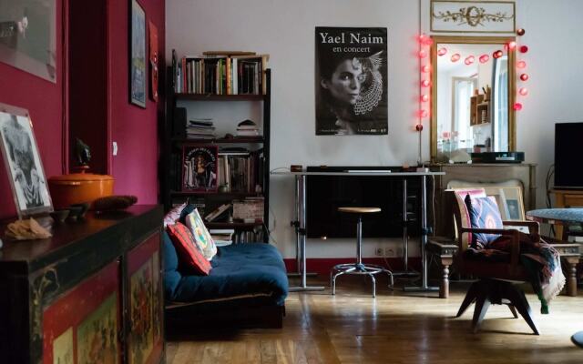 Charming Bright Apartment at Montparnasse