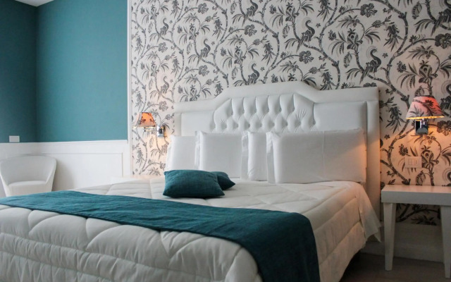 Bianco Riccio Suite Hotel