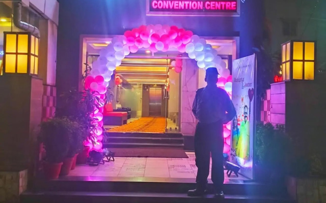 Hotel Pushpak