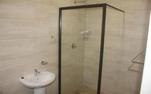 Sade Holidays - 14 A on Berea Manaba Margate