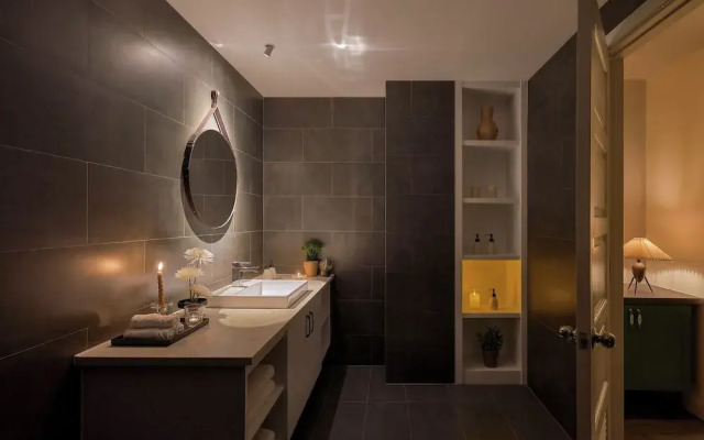 M Village Hotel Premier Thi Sach