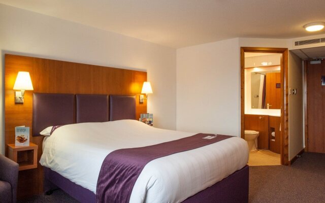 Premier Inn Swansea City Centre