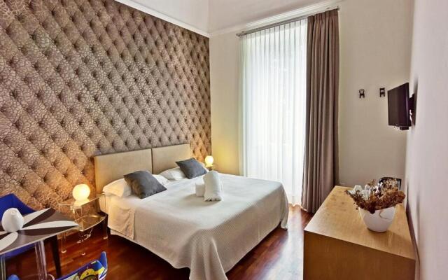 Artistic Charming House